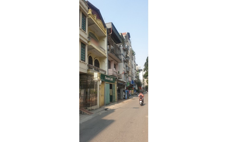 Cho thuê nhà trong phố lương khánh Thiện- HM. DT 90m - 3tầng - Giá 27 triệu - VP, Kho, KD ONL